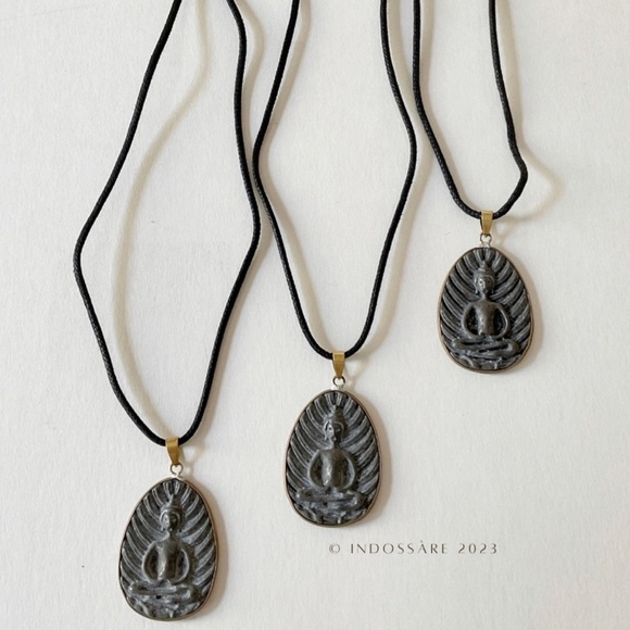 Phra Sum Kor Buddha Amulet Necklace - Picture 1 of 5